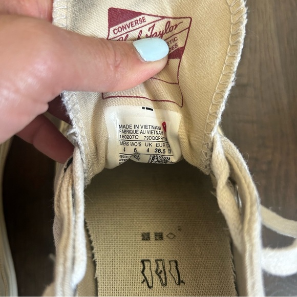 ⛔️SOLD⛔️Comm des Garçons and Converse chucks sneakers size 6 women - Picture 6 of 8